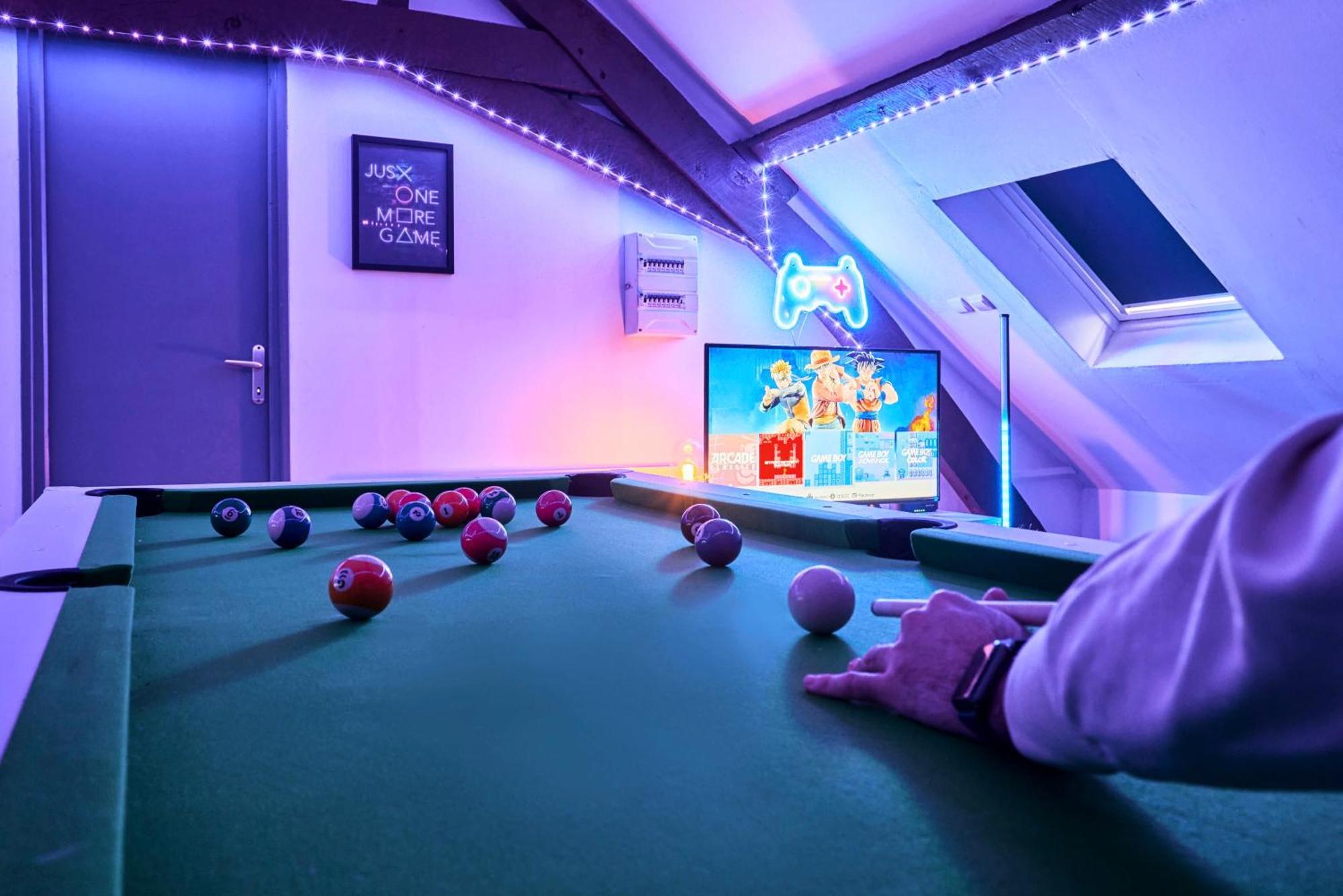 Ferienwohnung Gameclub - Les Demeures D'Adrien Carvin Exterior foto